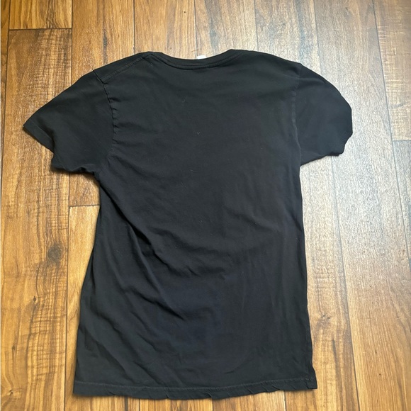 Blink 182 Woman Tee Size Medium * Large Front Graphic Print* Excellent Condition - Picture 4 of 5